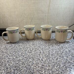 4 Folk Craft "Laurel Heart" By Tienshan Coffee/Tea Ceramic Mugs